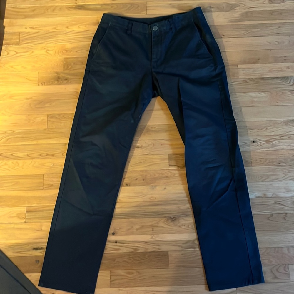 Bonobos Slim Fit Chinos size 31-32